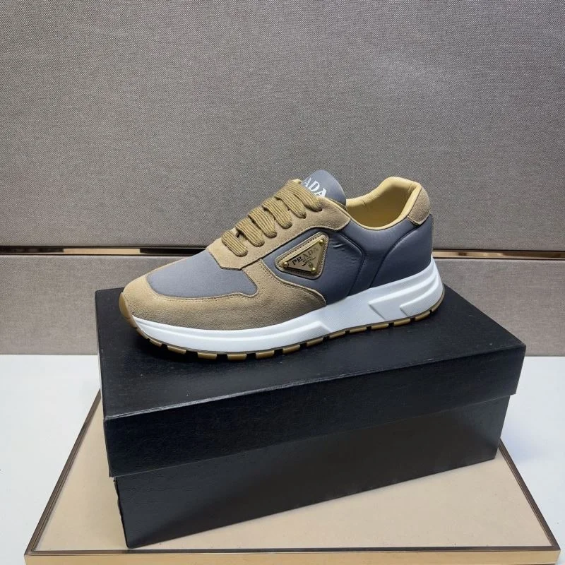Prada Low Shoes Vibrant 35200
