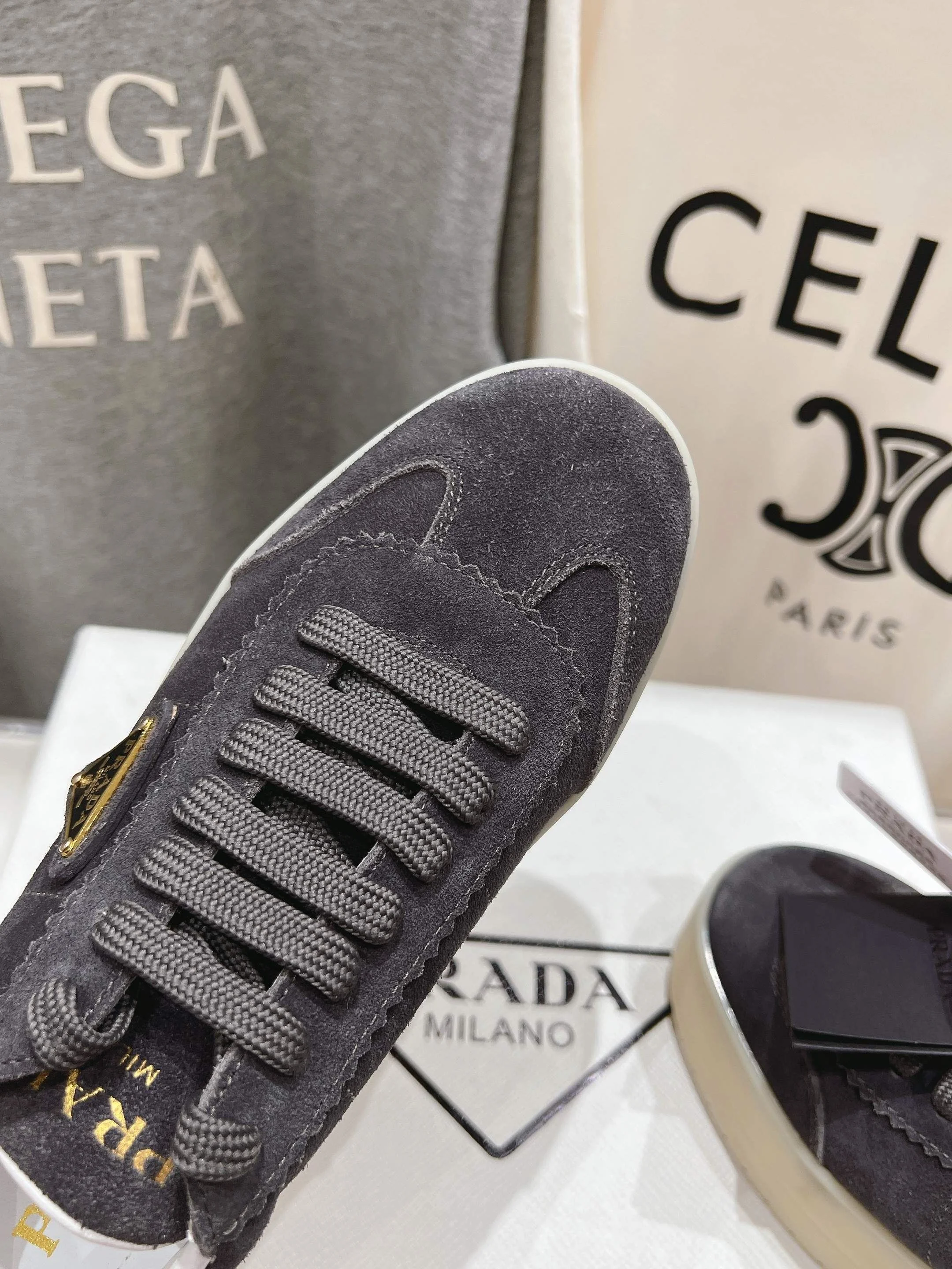 Affordable Prada Low Shoes 34198