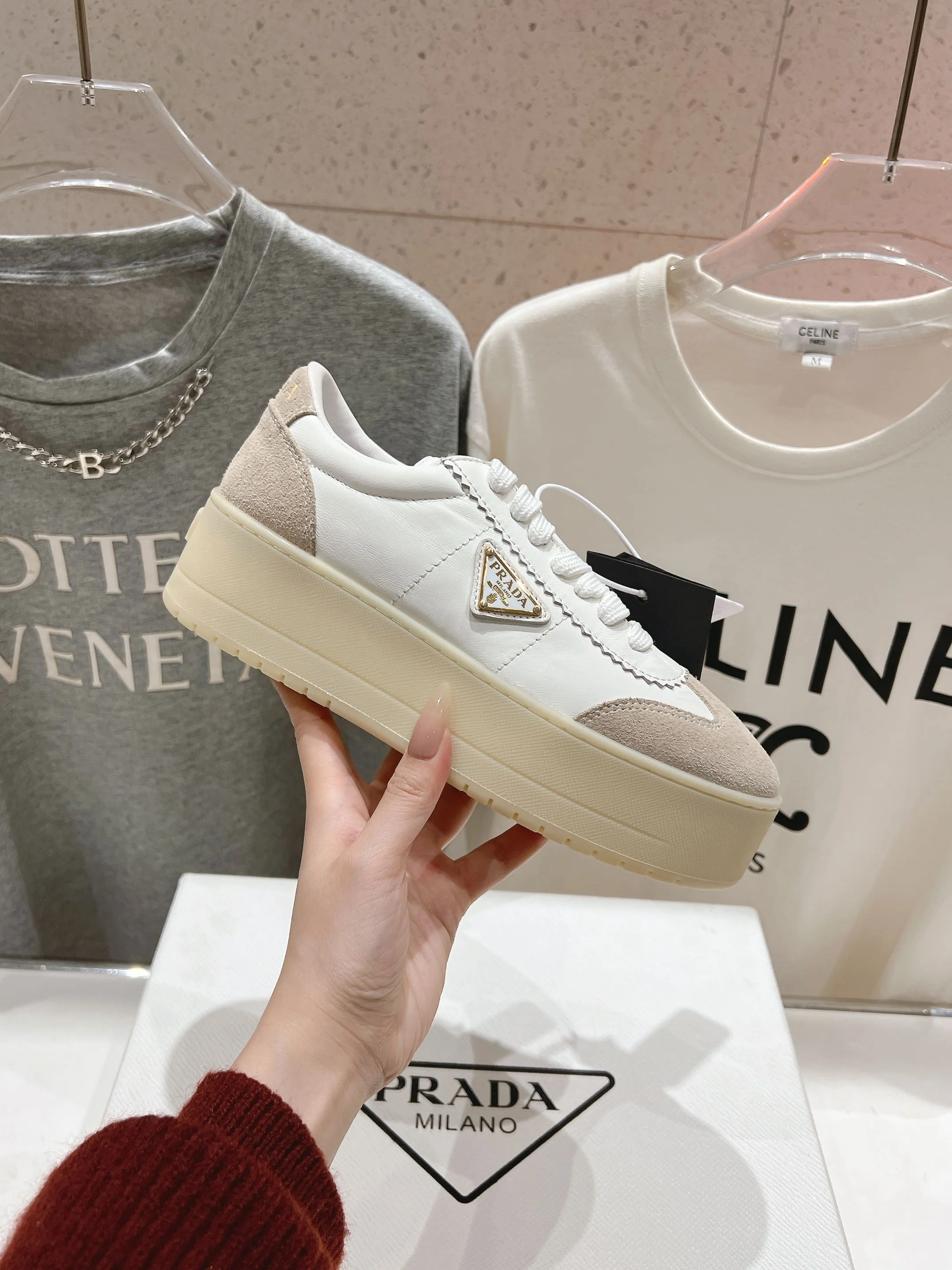 MoistureWicking Prada Low Shoes 34200