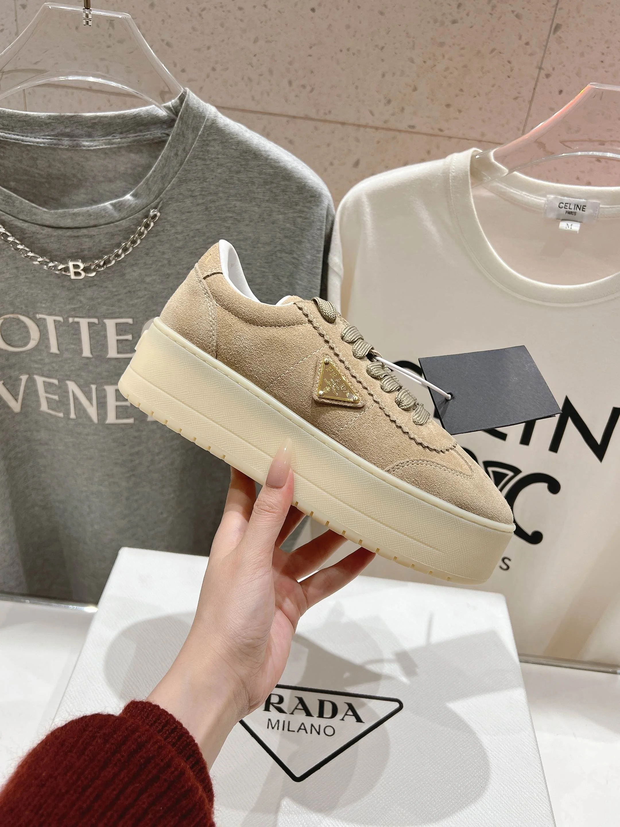 Prada Low Shoes Premium 34203