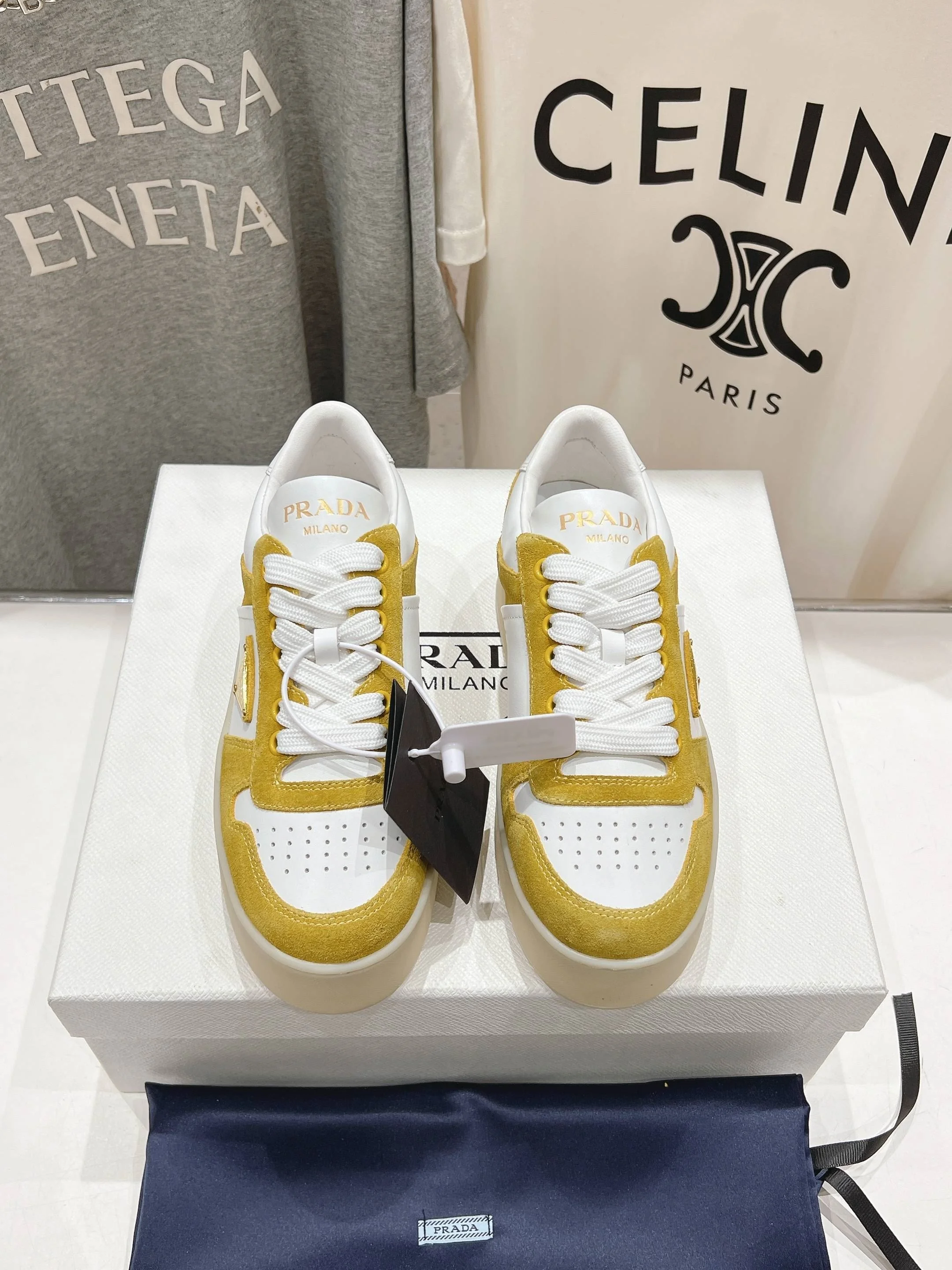 Prada Low Shoes Comfortable 34196