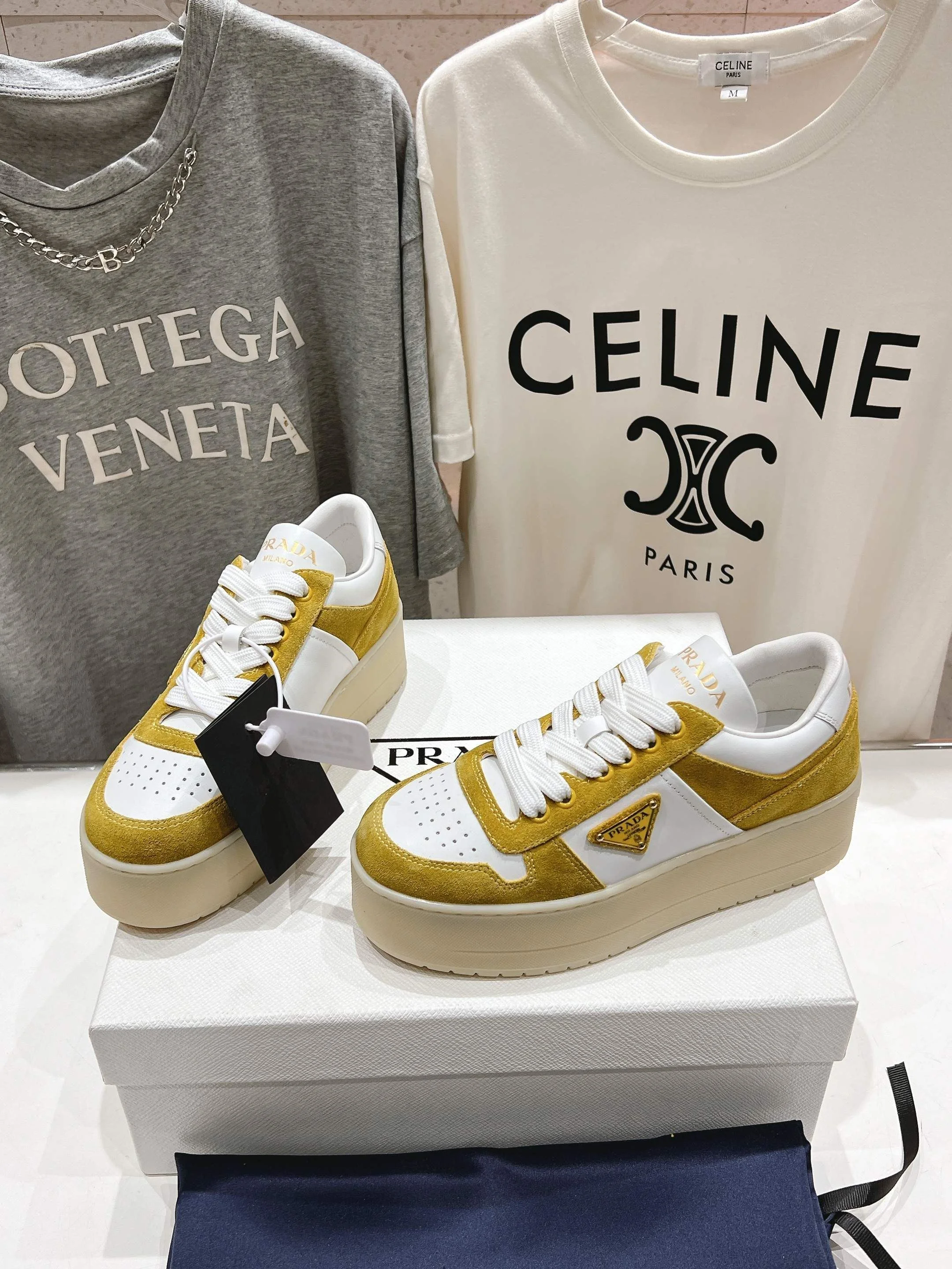 Prada Low Shoes Comfortable 34196