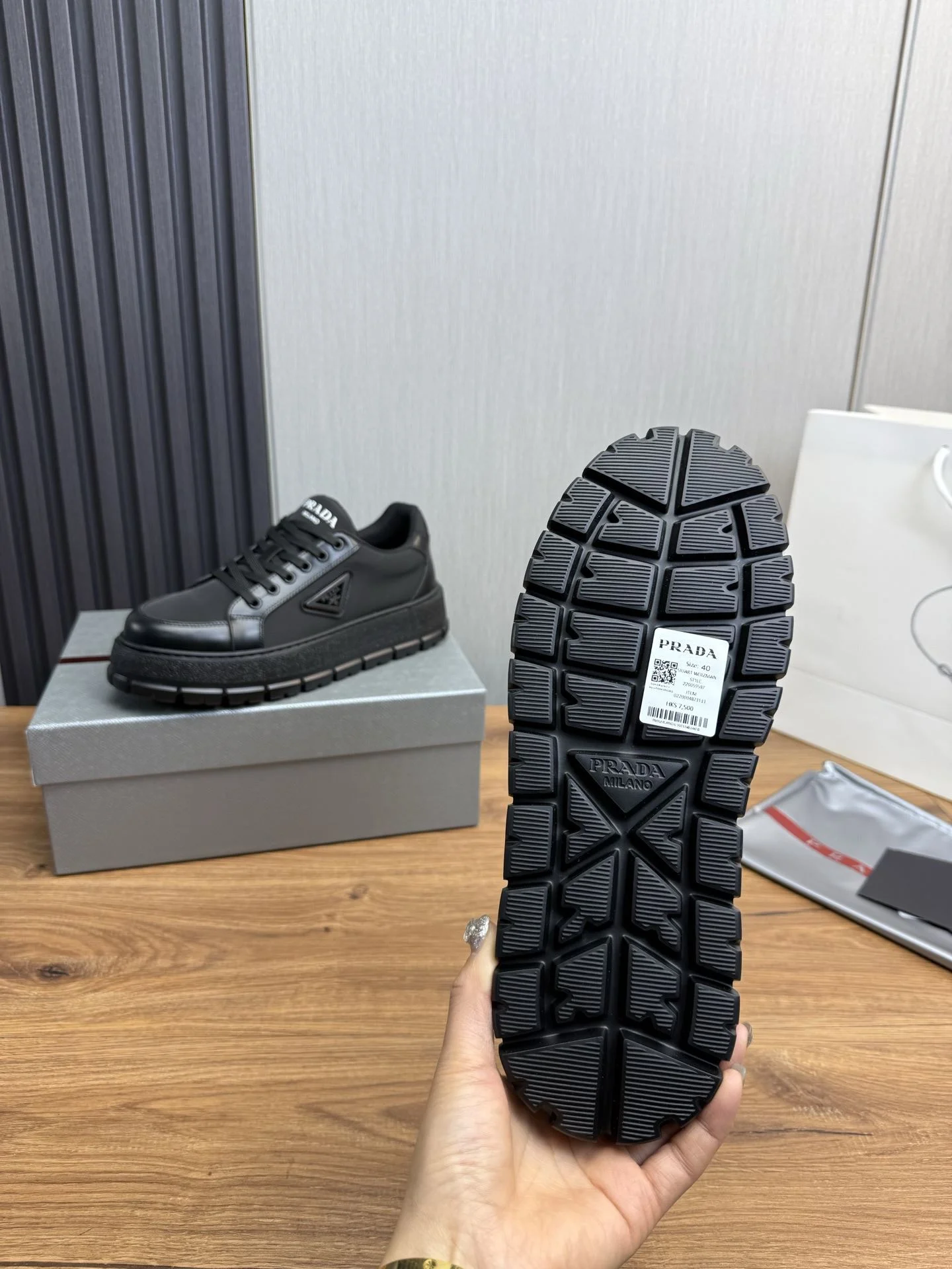 Prada Low Shoes Premium 34210