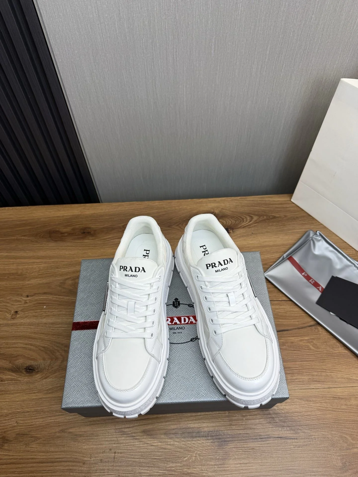 Prada Low Shoes Lightweight 34194