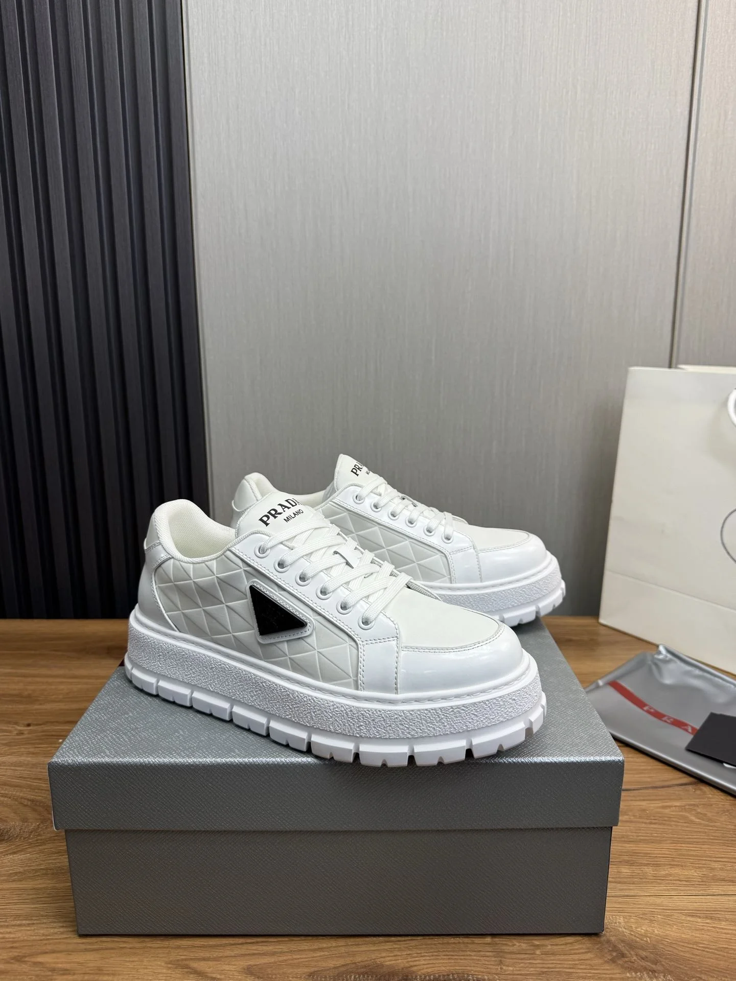 Prada Low Shoes Lightweight 34194