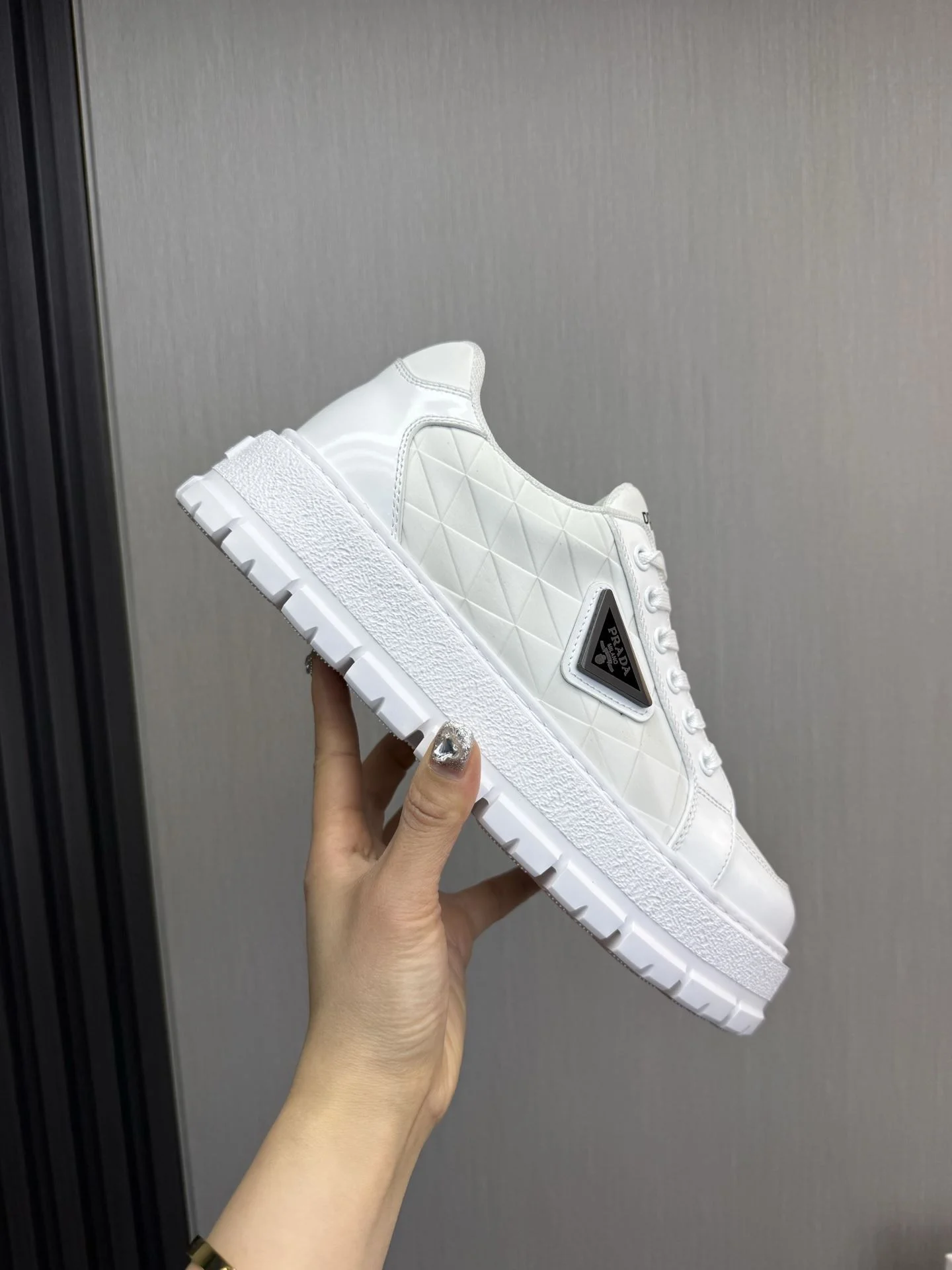 Prada Low Shoes Lightweight 34194