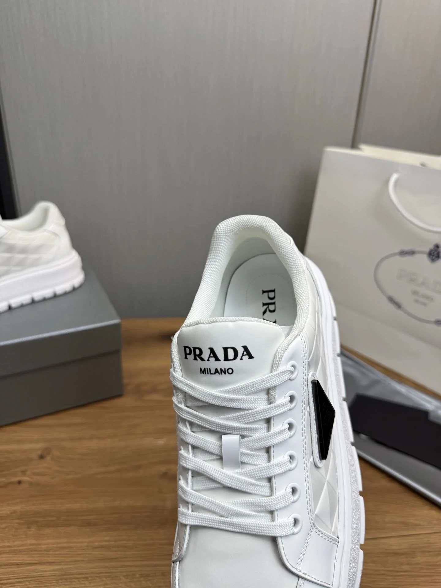 Prada Low Shoes Lightweight 34194