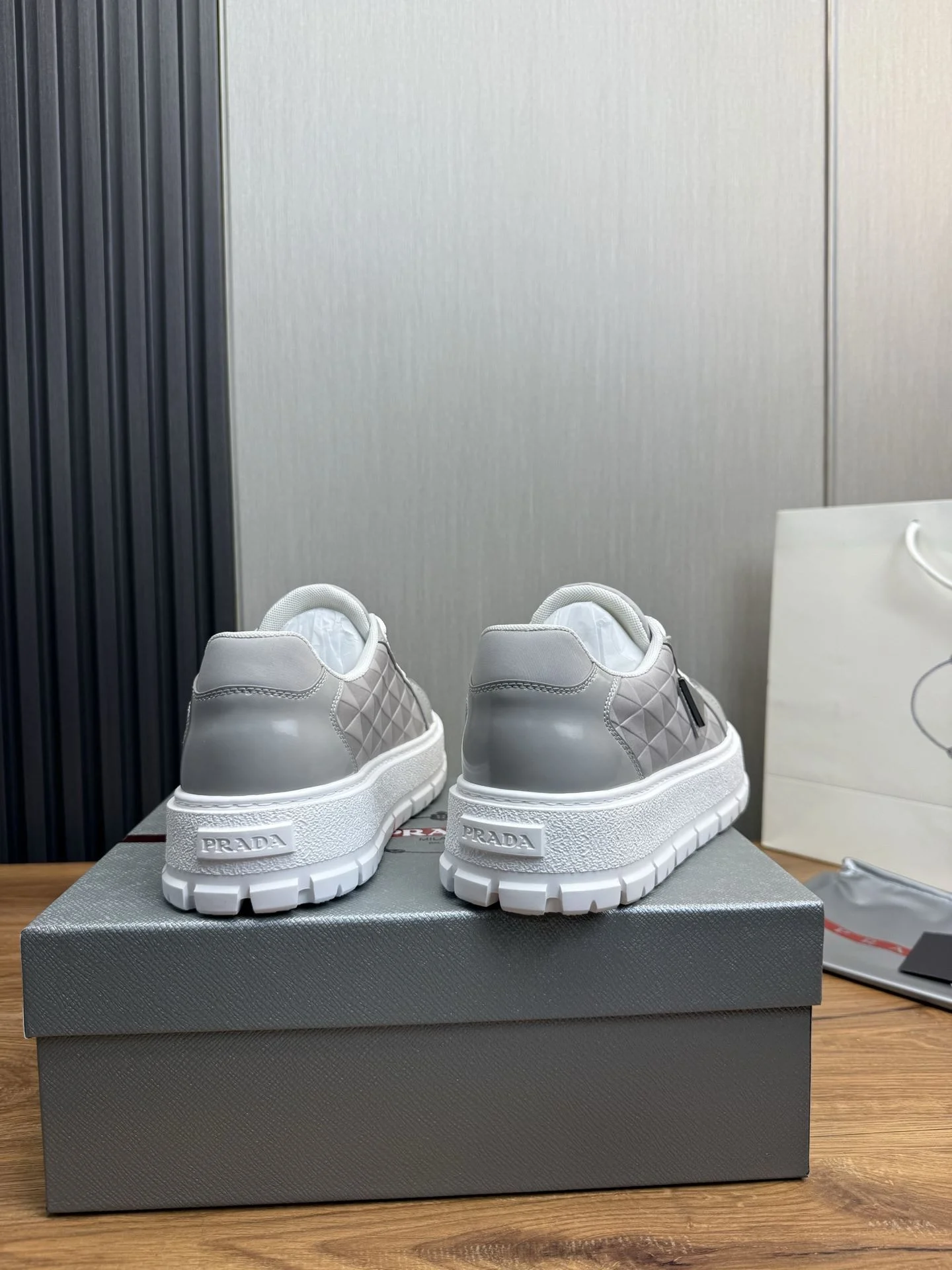 Seasonal Prada Low Shoes 34190