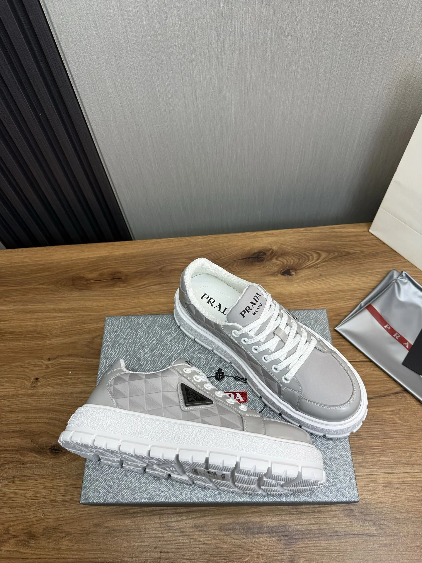 Seasonal Prada Low Shoes 34190