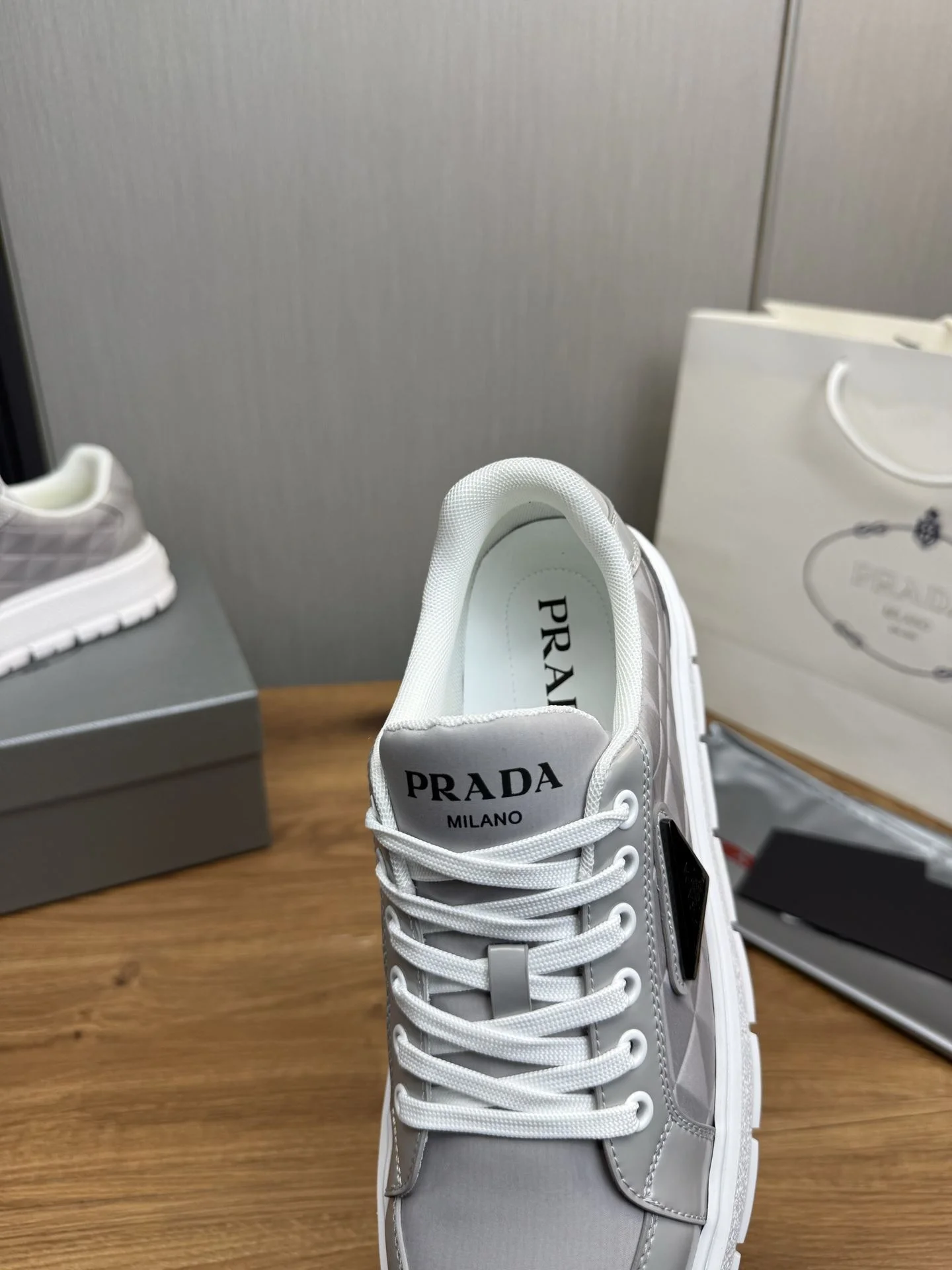 Seasonal Prada Low Shoes 34190