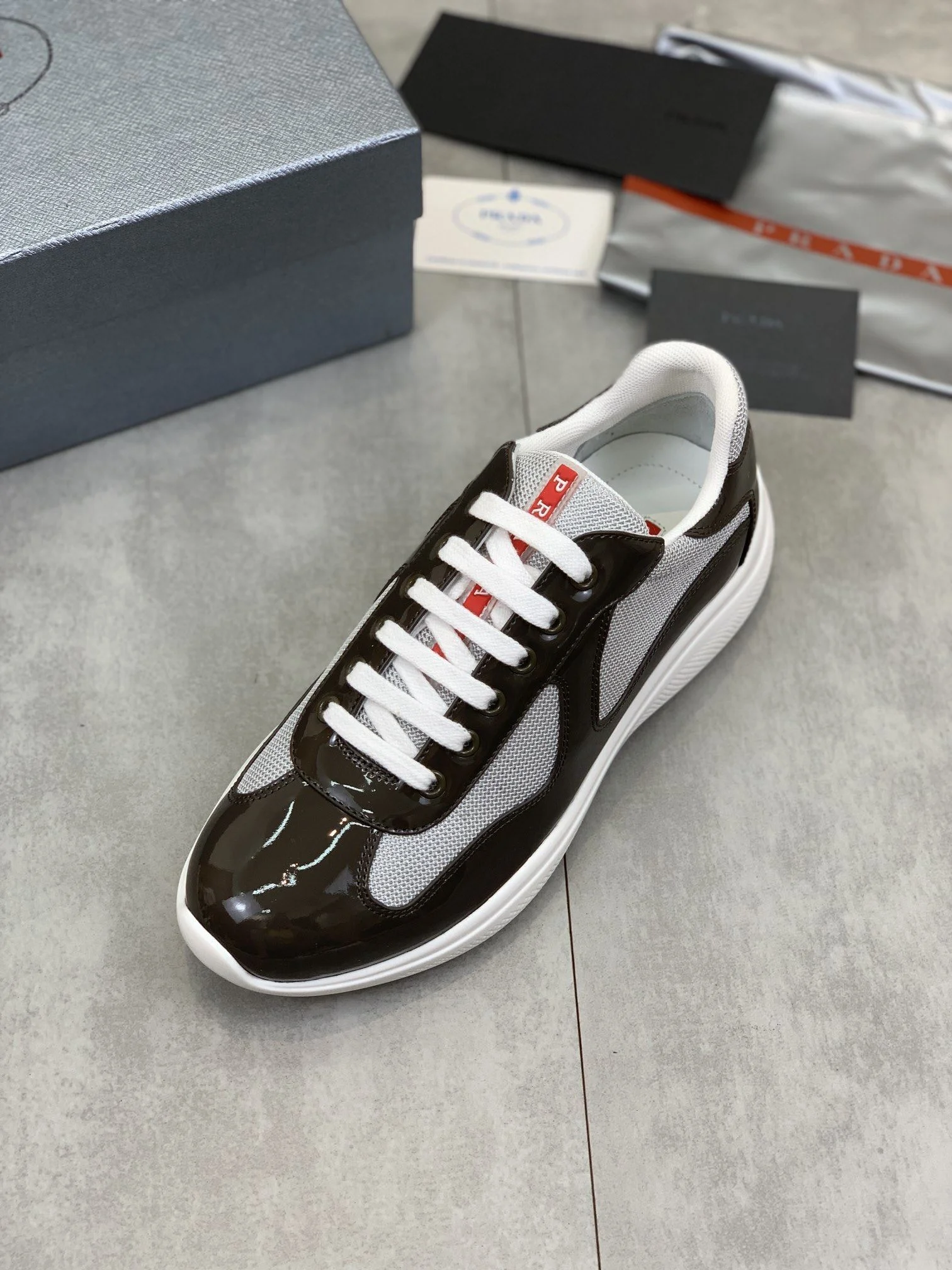 MoistureWicking Prada Low Shoes 34187
