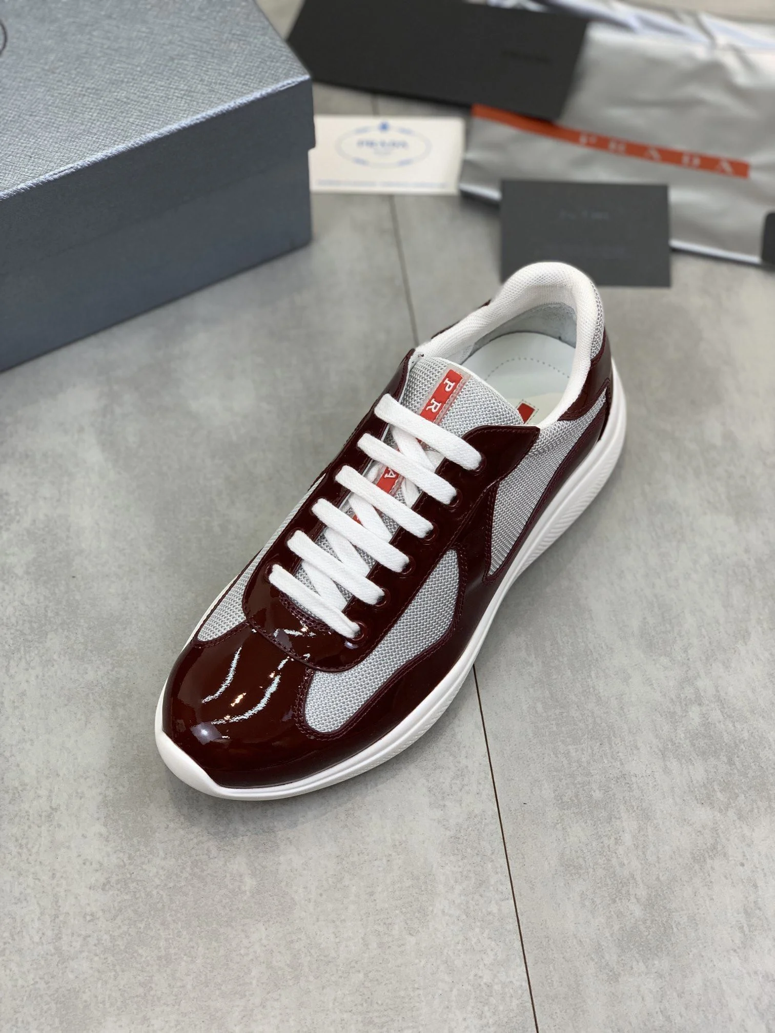 Prada Low Shoes Supportive 34162