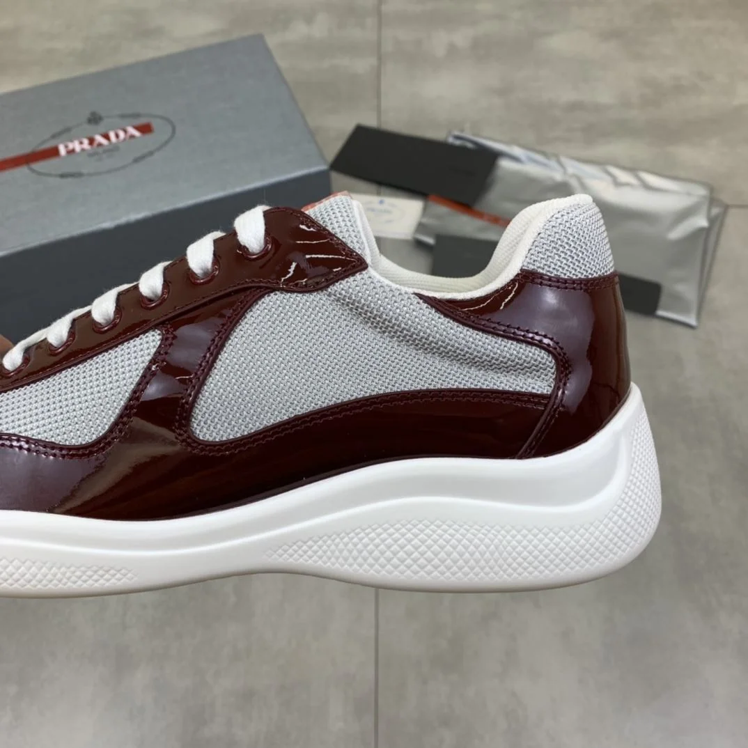 Prada Low Shoes Supportive 34162