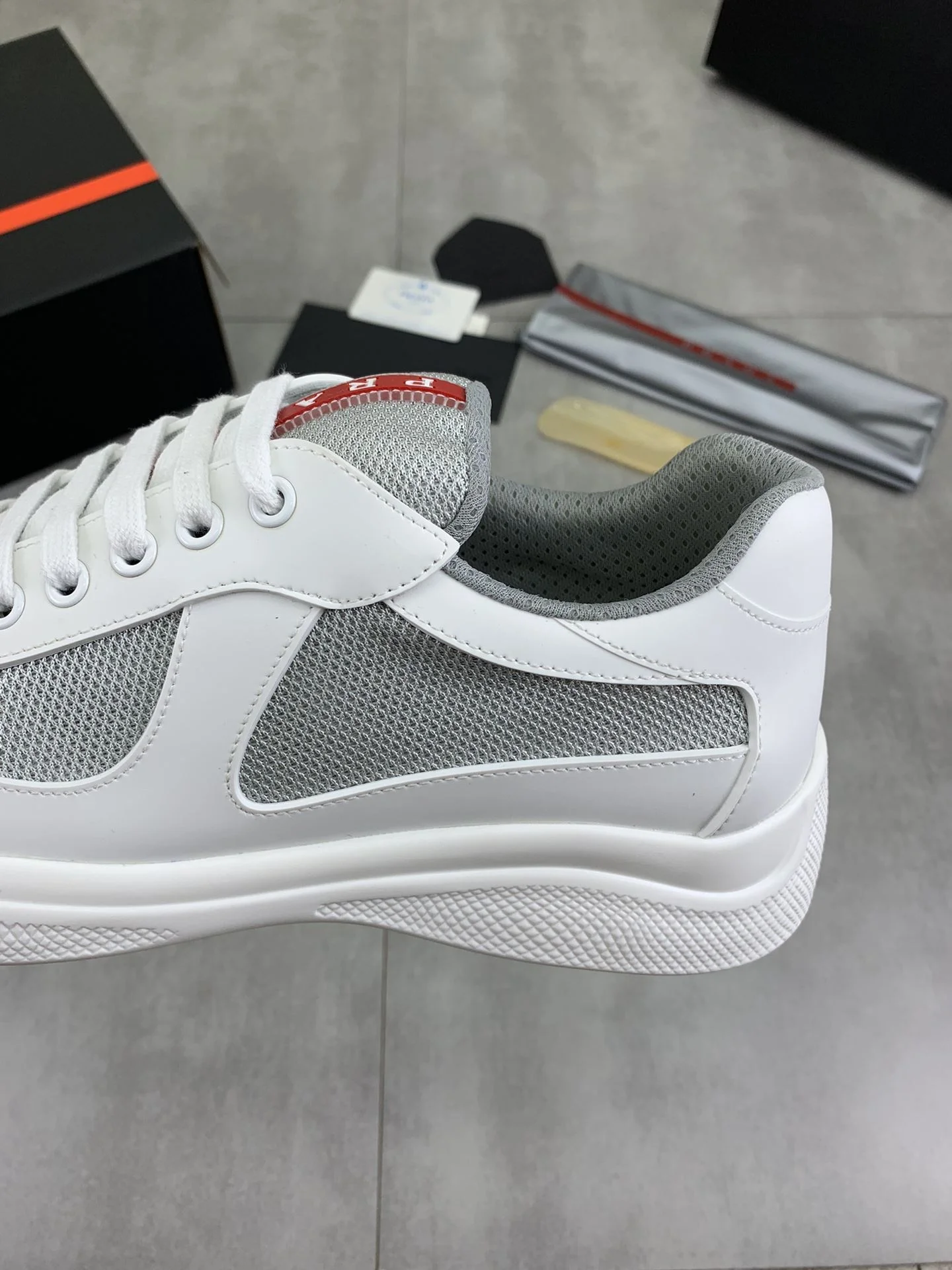 Sophisticated Prada Low Shoes 34177