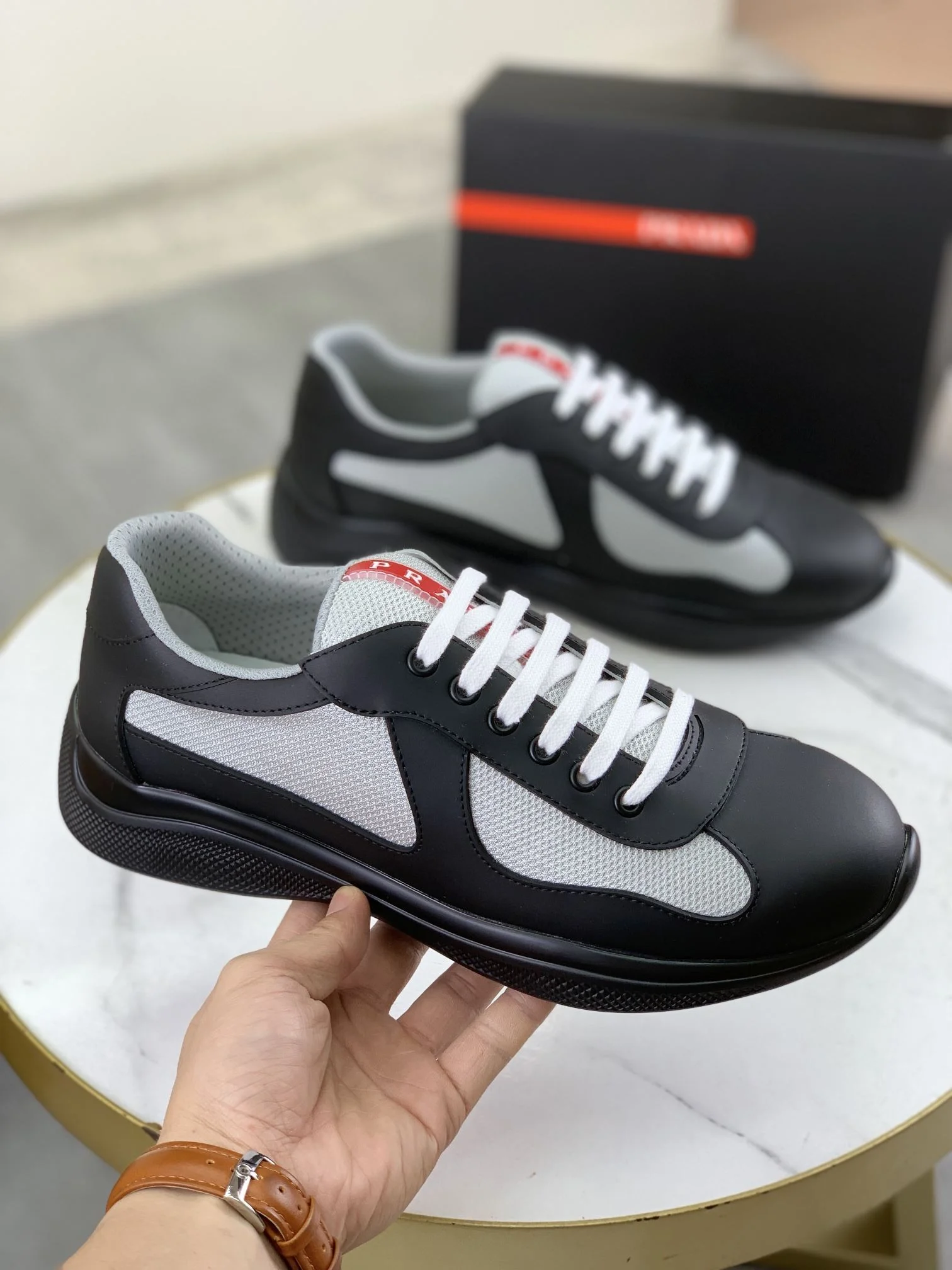 Resilient Prada Low Shoes 34163