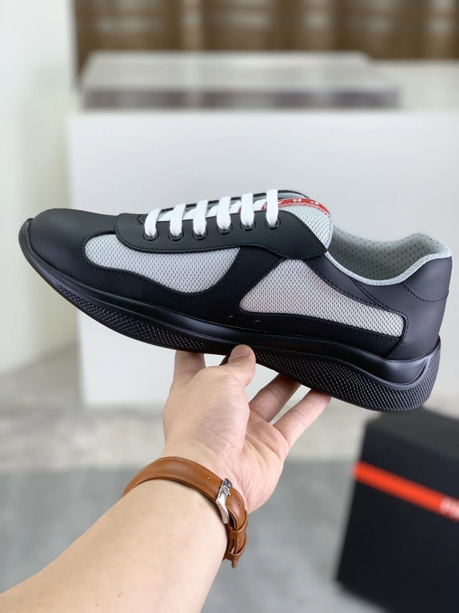 Resilient Prada Low Shoes 34163
