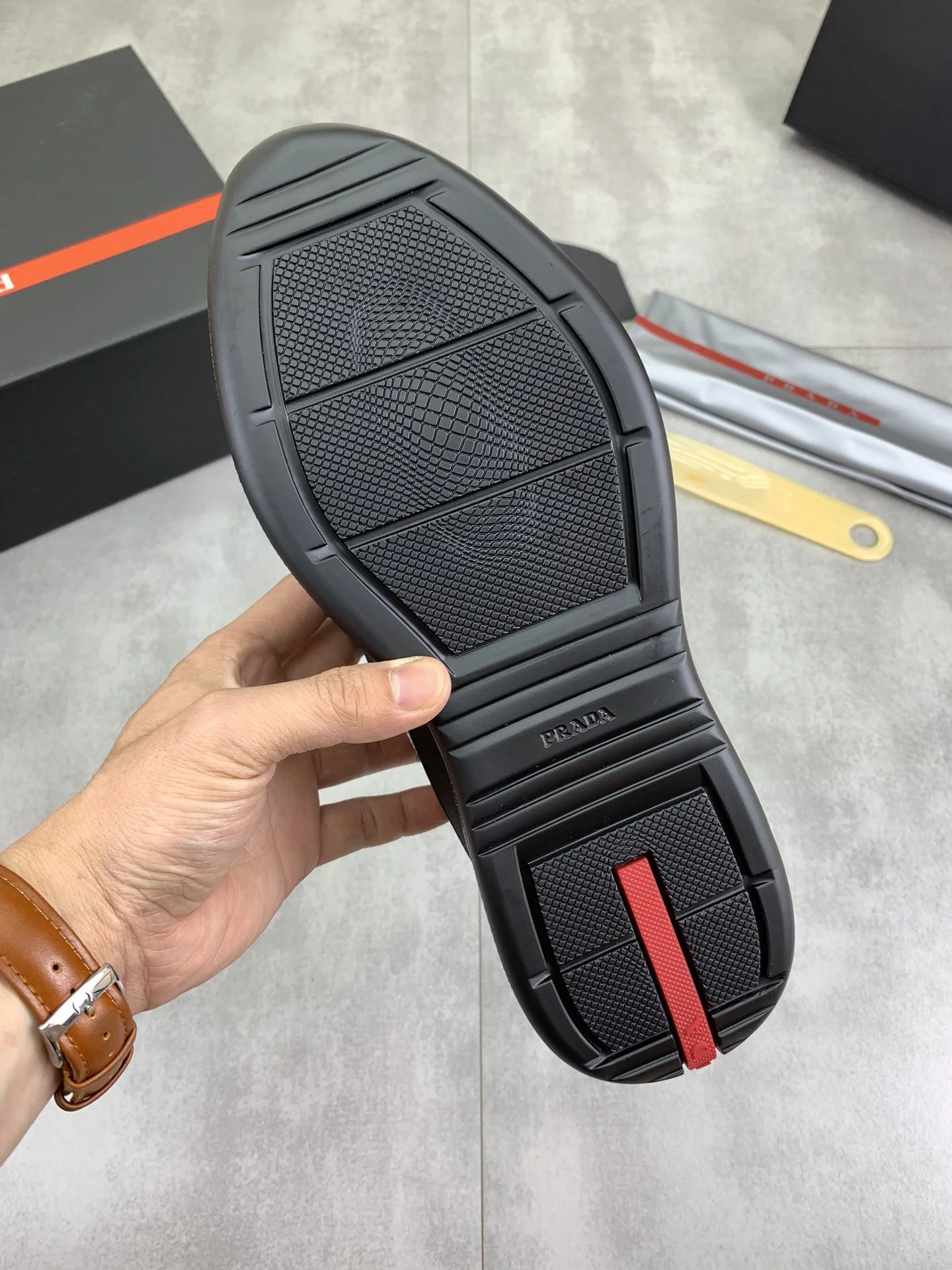 Resilient Prada Low Shoes 34163