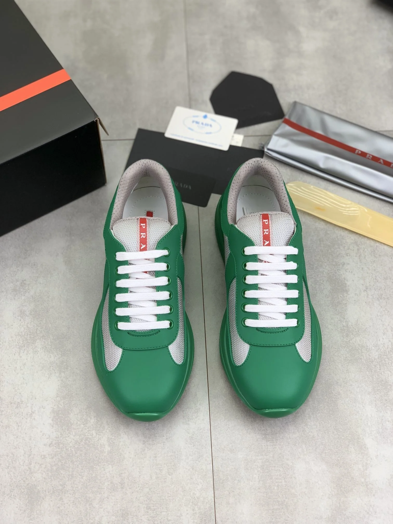 Prada Low Shoes Reliable 34160