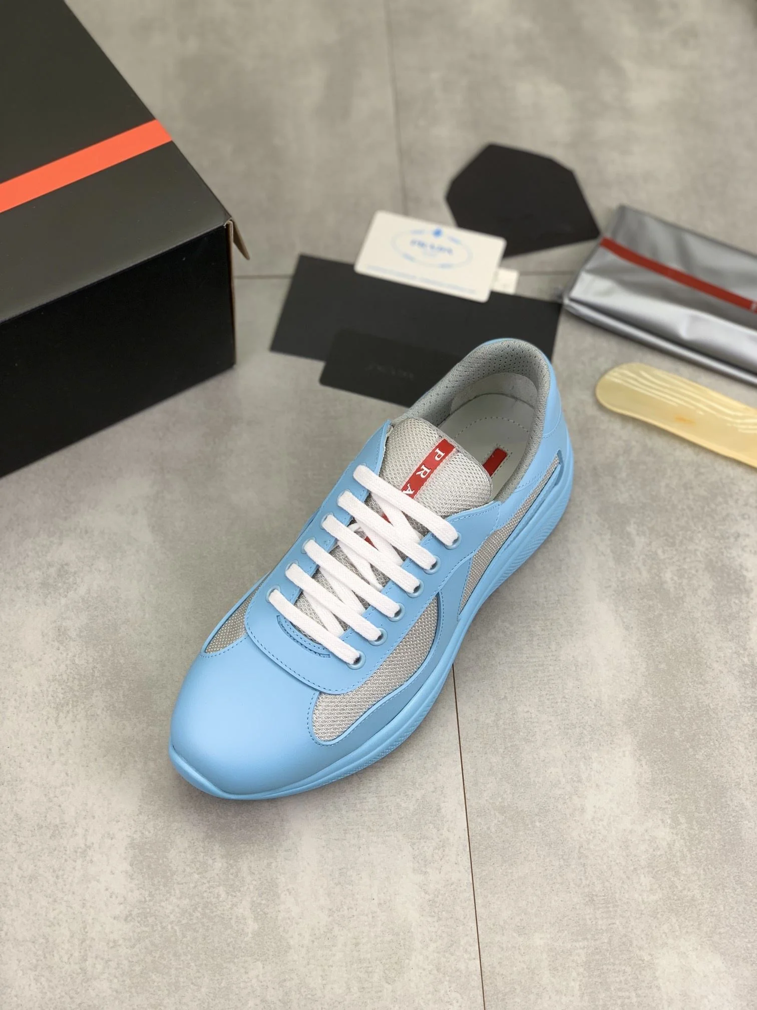 QuickDry Prada Low Shoes 34161