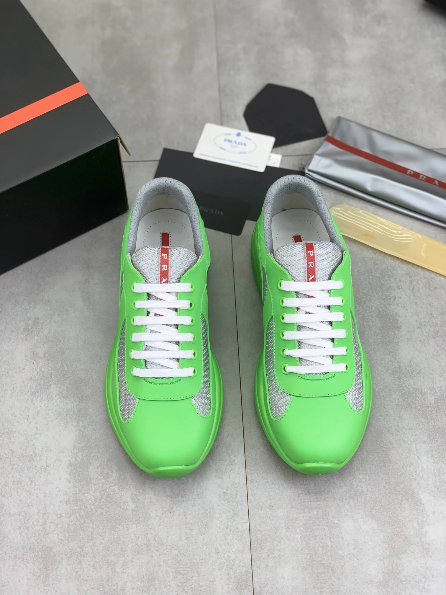 DailyWear Prada Low Shoes 34173