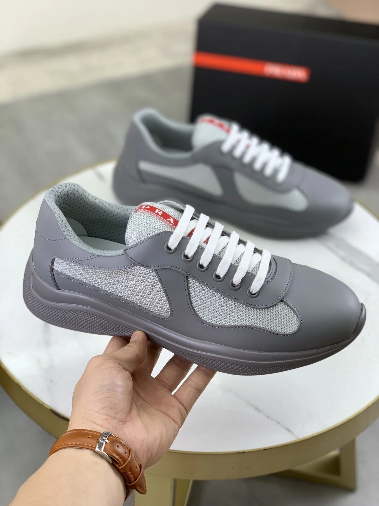 Compact Prada Low Shoes 34174