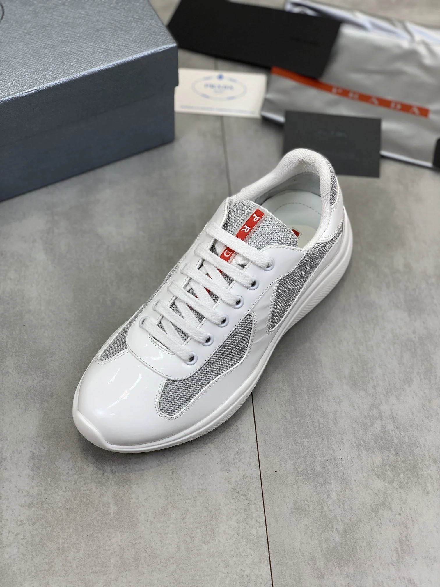 Prada Low Shoes Snug 34179