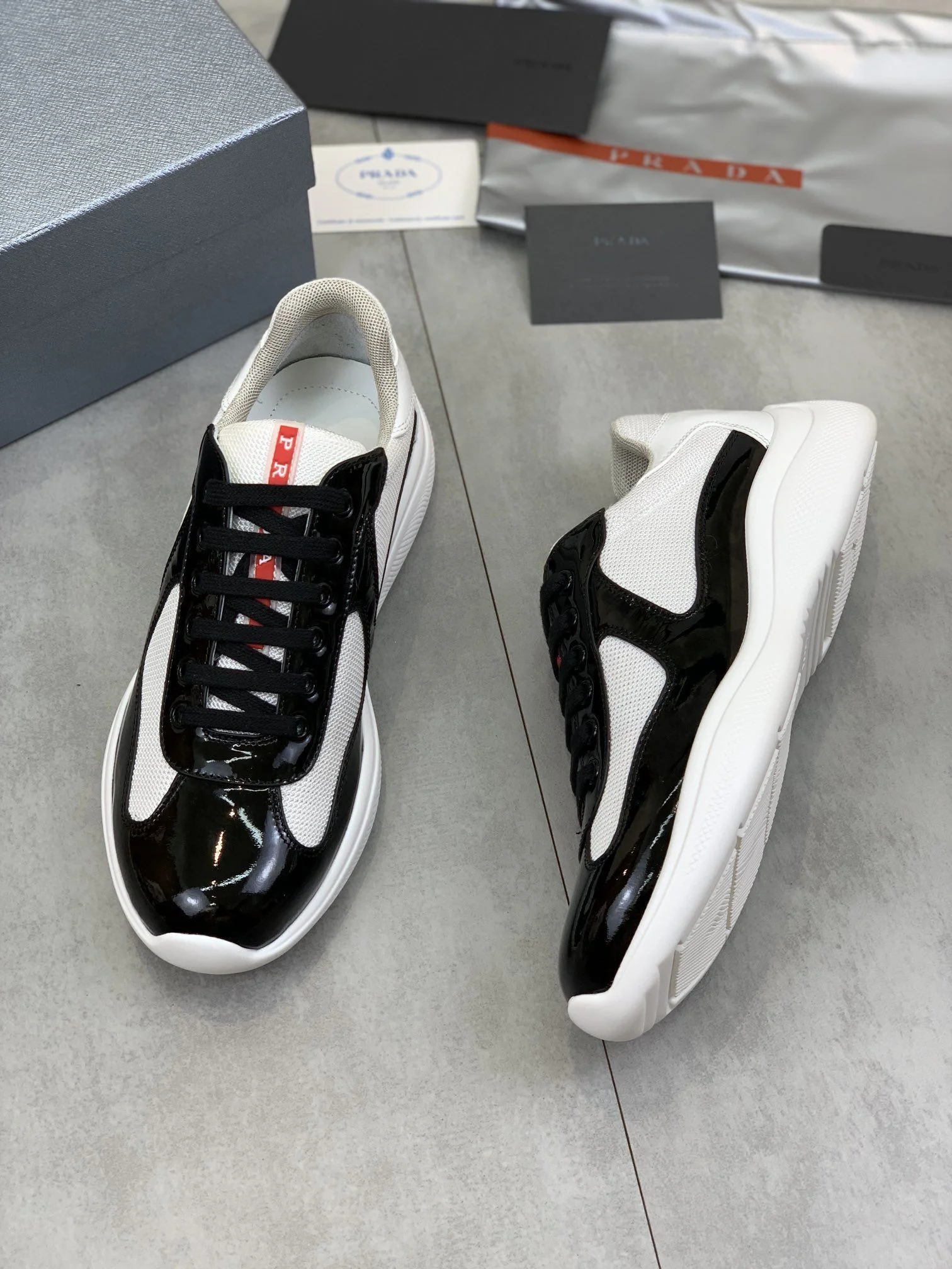 Prada Low Shoes Chic 34175