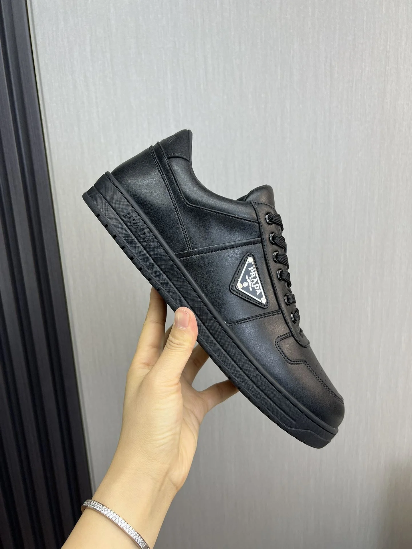 Soft Prada Low Shoes 34165