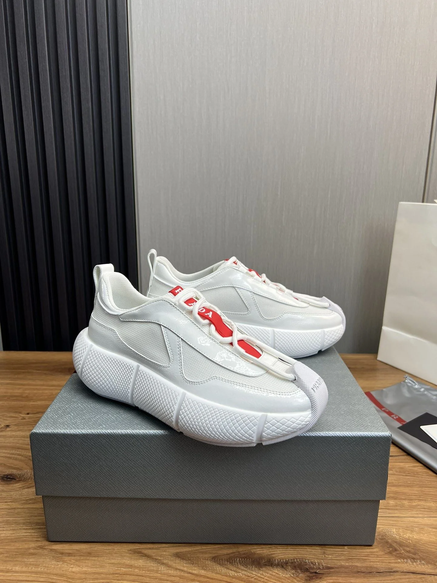 UrbanChic Prada Low Shoes 34167