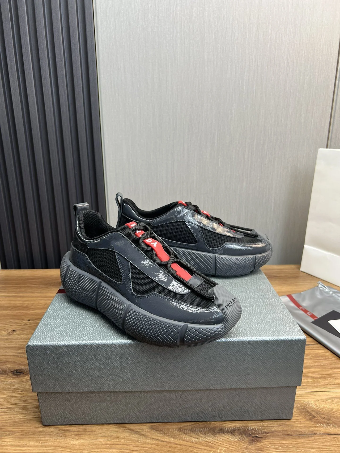 Prada Low Shoes Trendy 34168