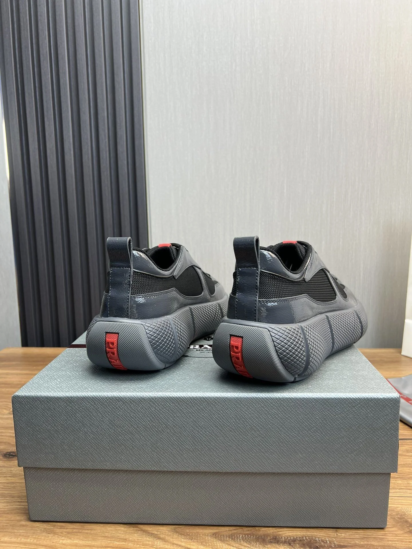 Prada Low Shoes Trendy 34168