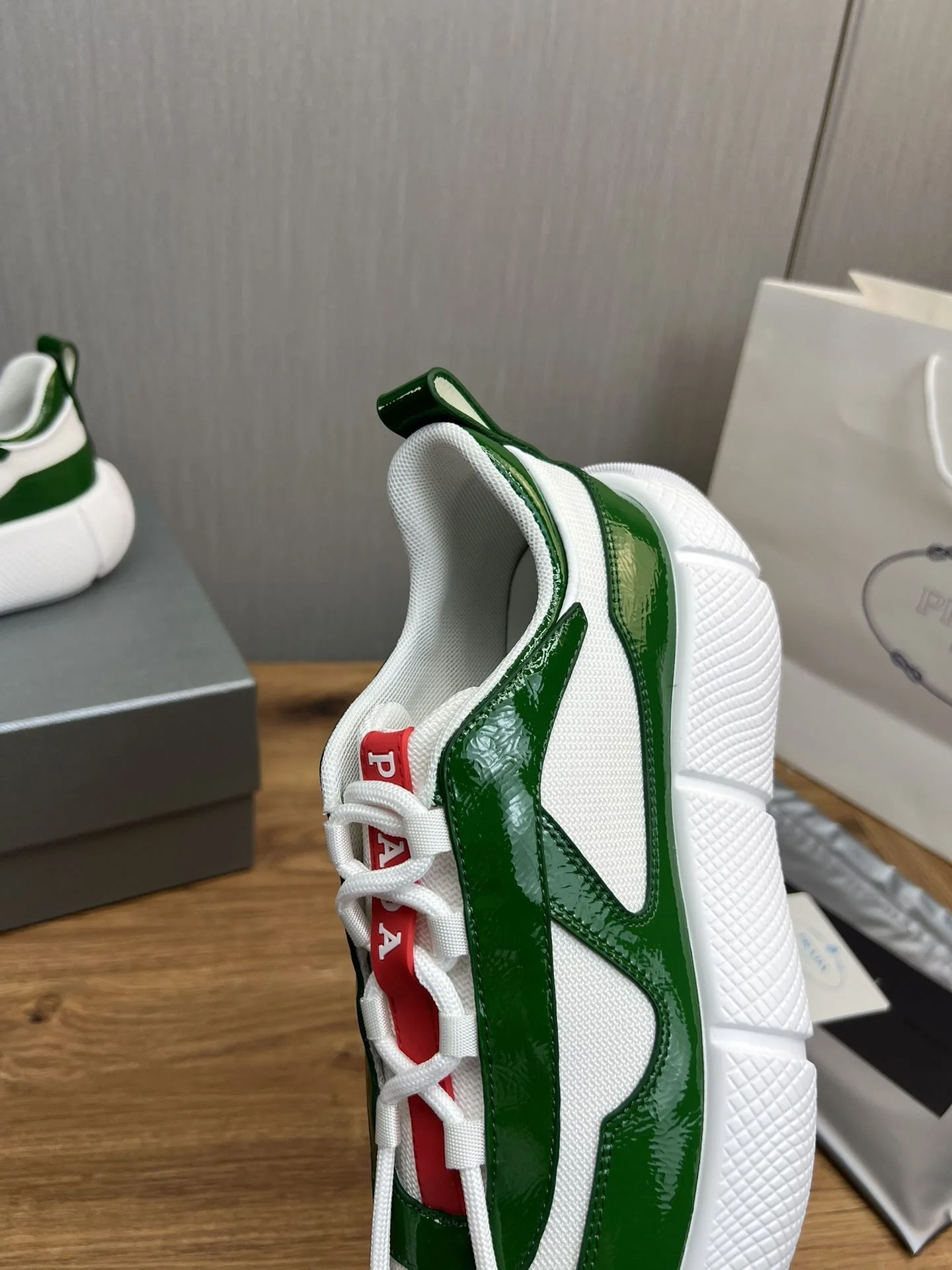 Bold Prada Low Shoes 34155
