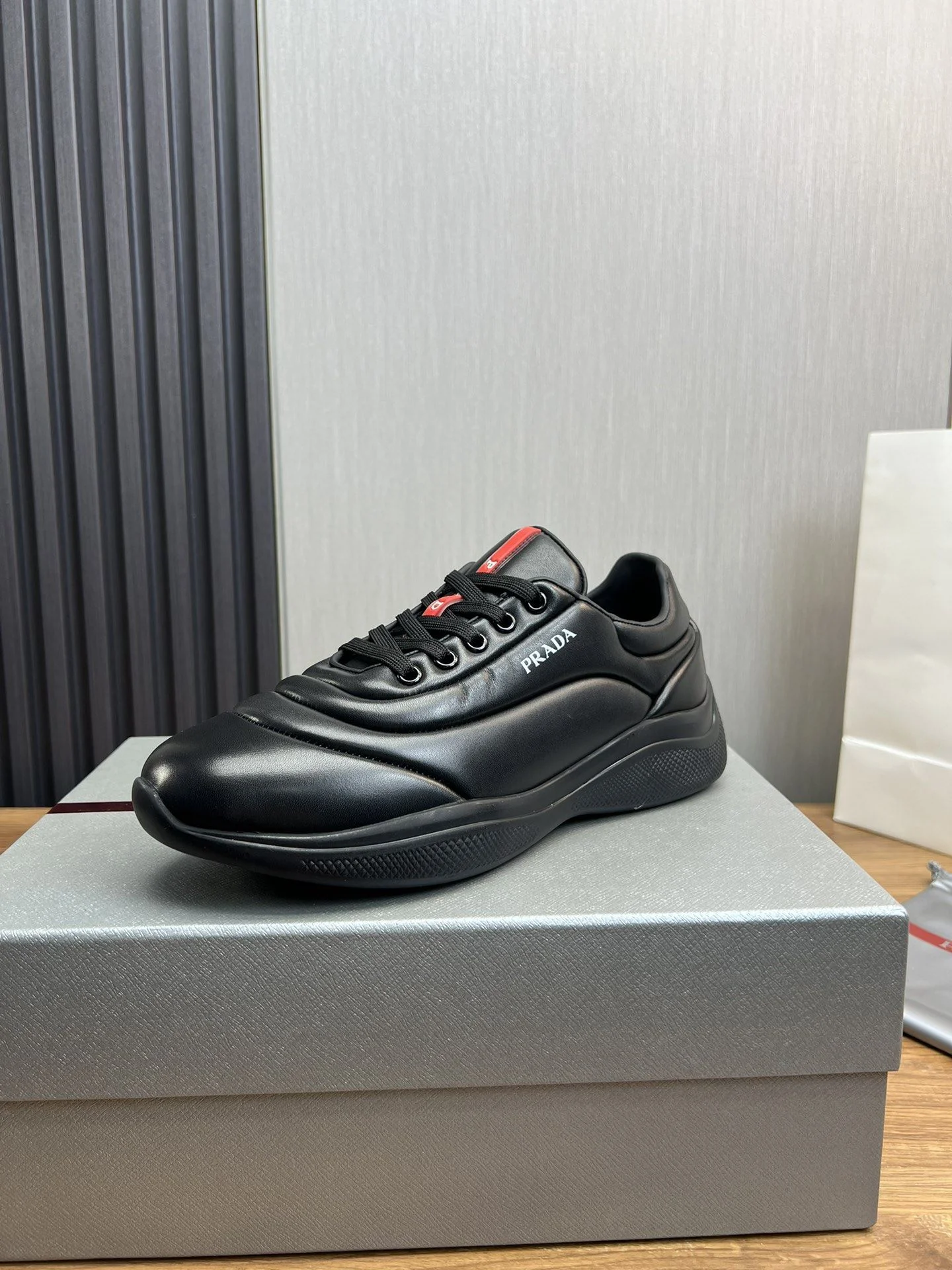 Prada Low Shoes WellDesigned 34151