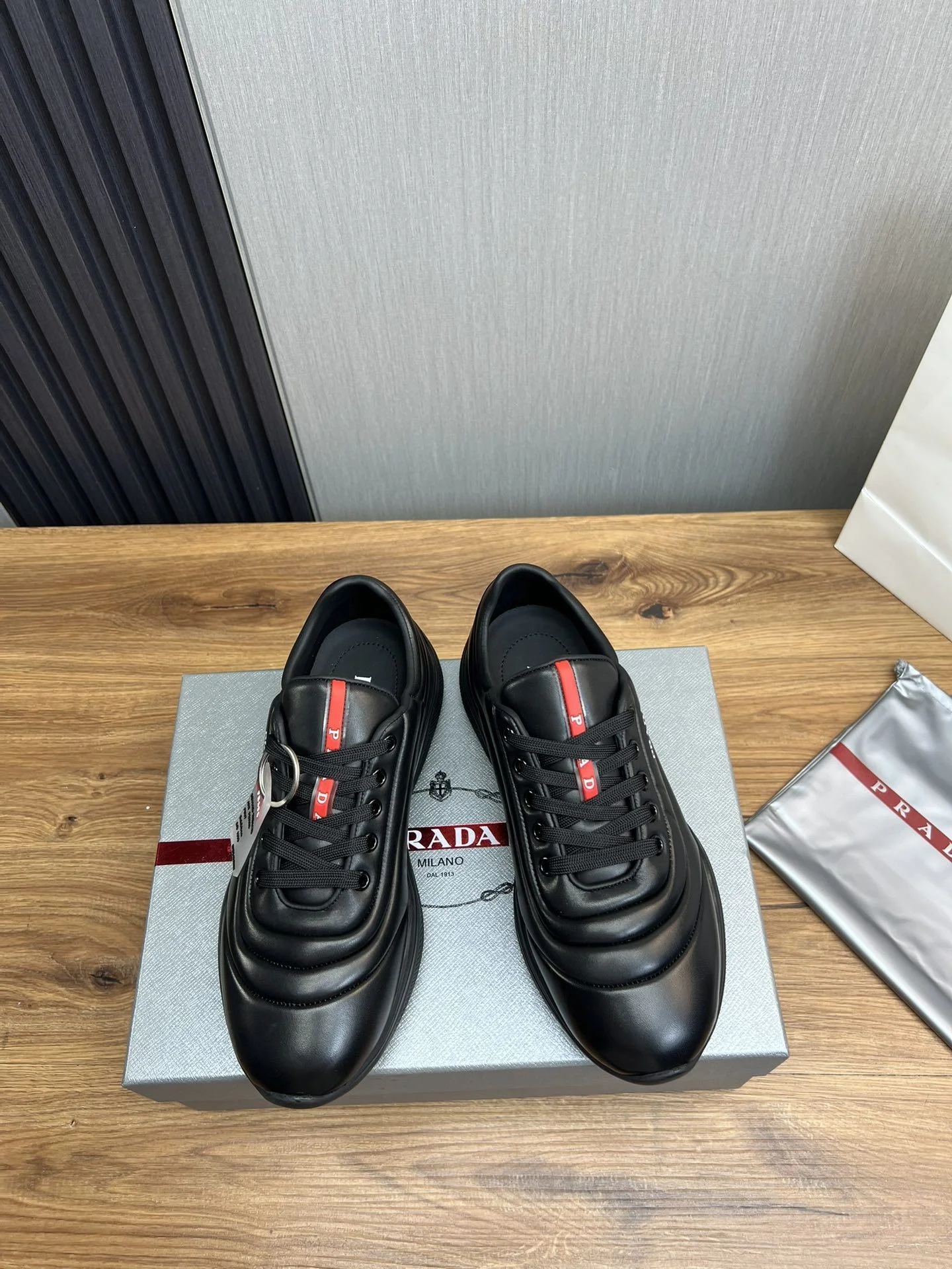 Prada Low Shoes WellDesigned 34151