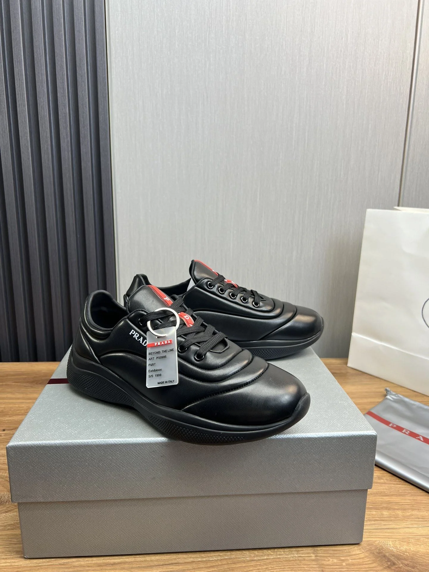 Prada Low Shoes WellDesigned 34151