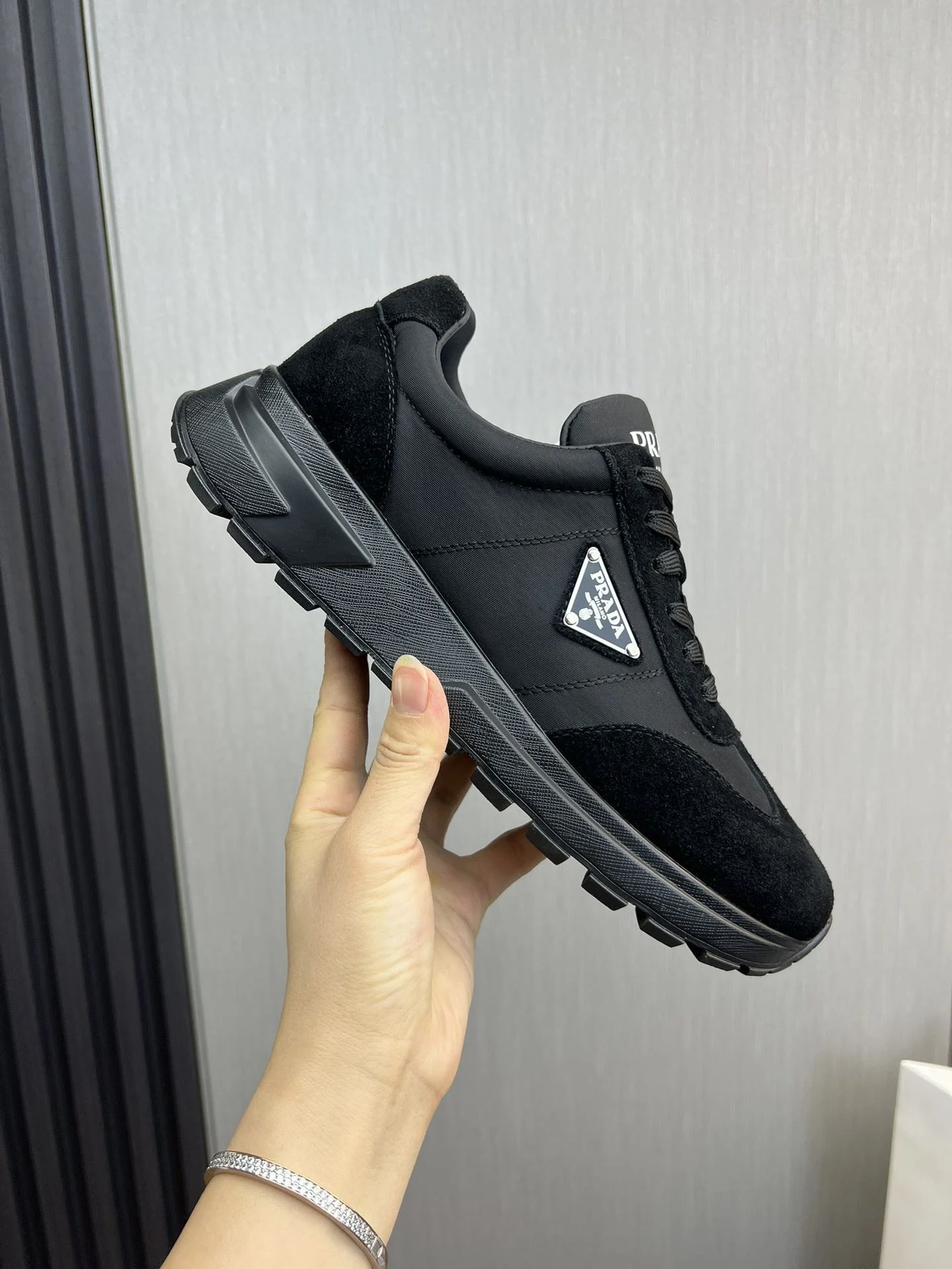 Prada Low Shoes Bright 34152