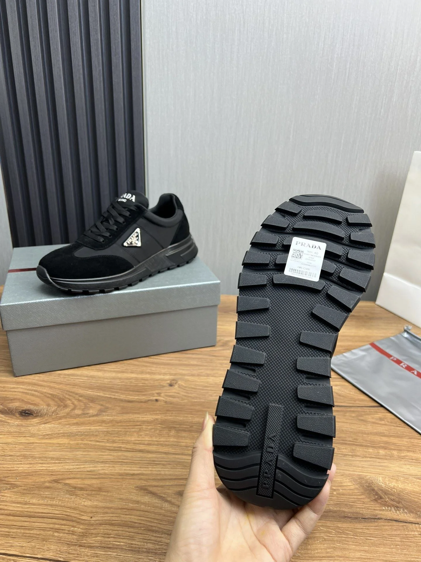 Prada Low Shoes Bright 34152