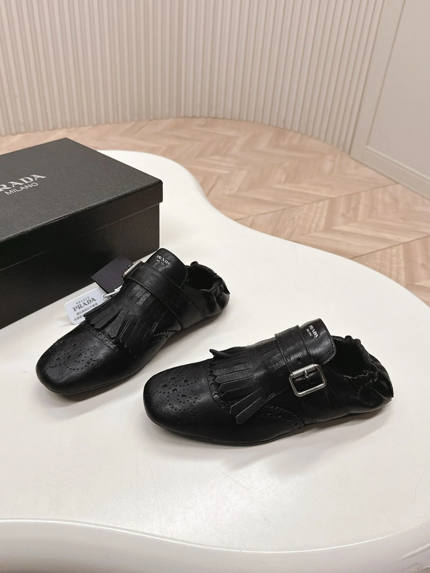 Prada Low Shoes SmoothTexture 34150