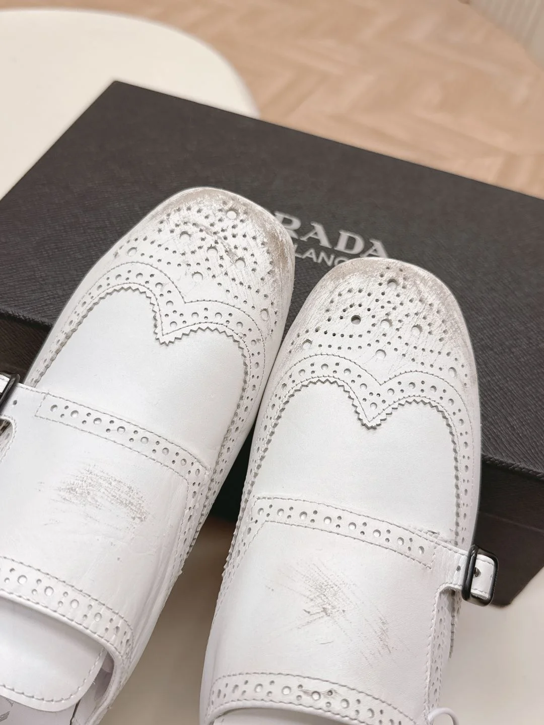 Comfortable Prada Low Shoes 34145