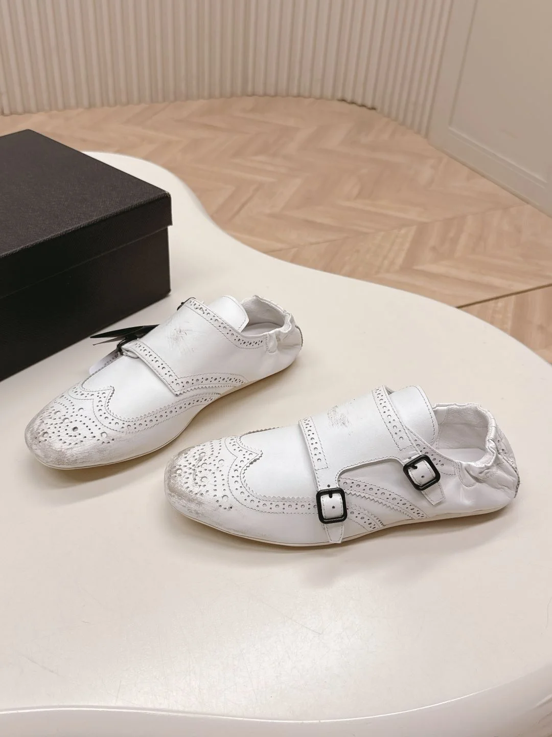 Comfortable Prada Low Shoes 34145