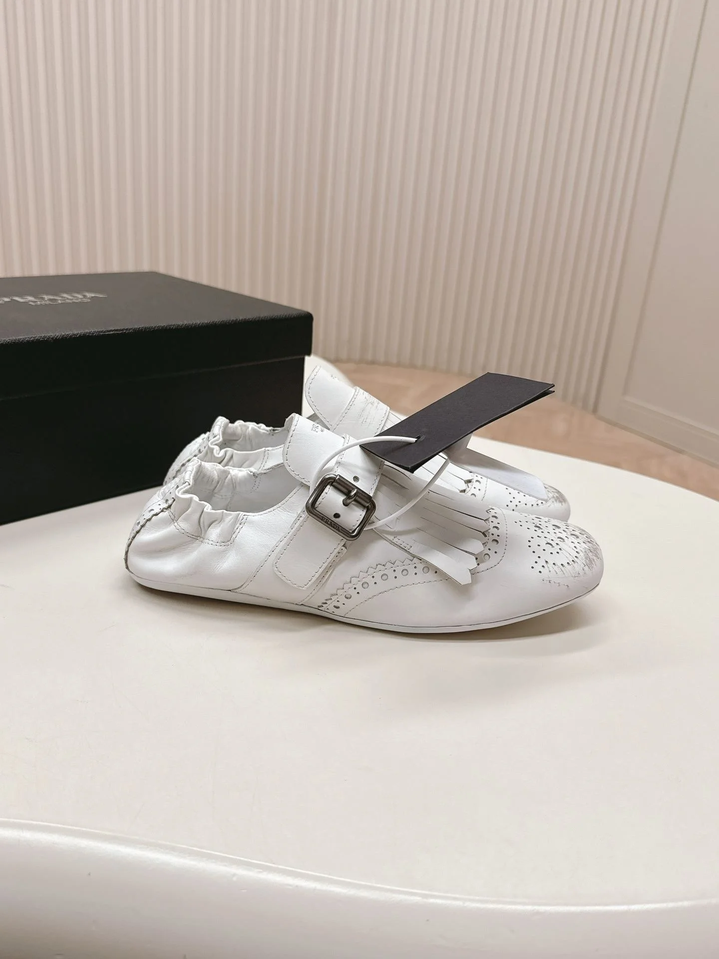 Prada Low Shoes TravelReady 34143