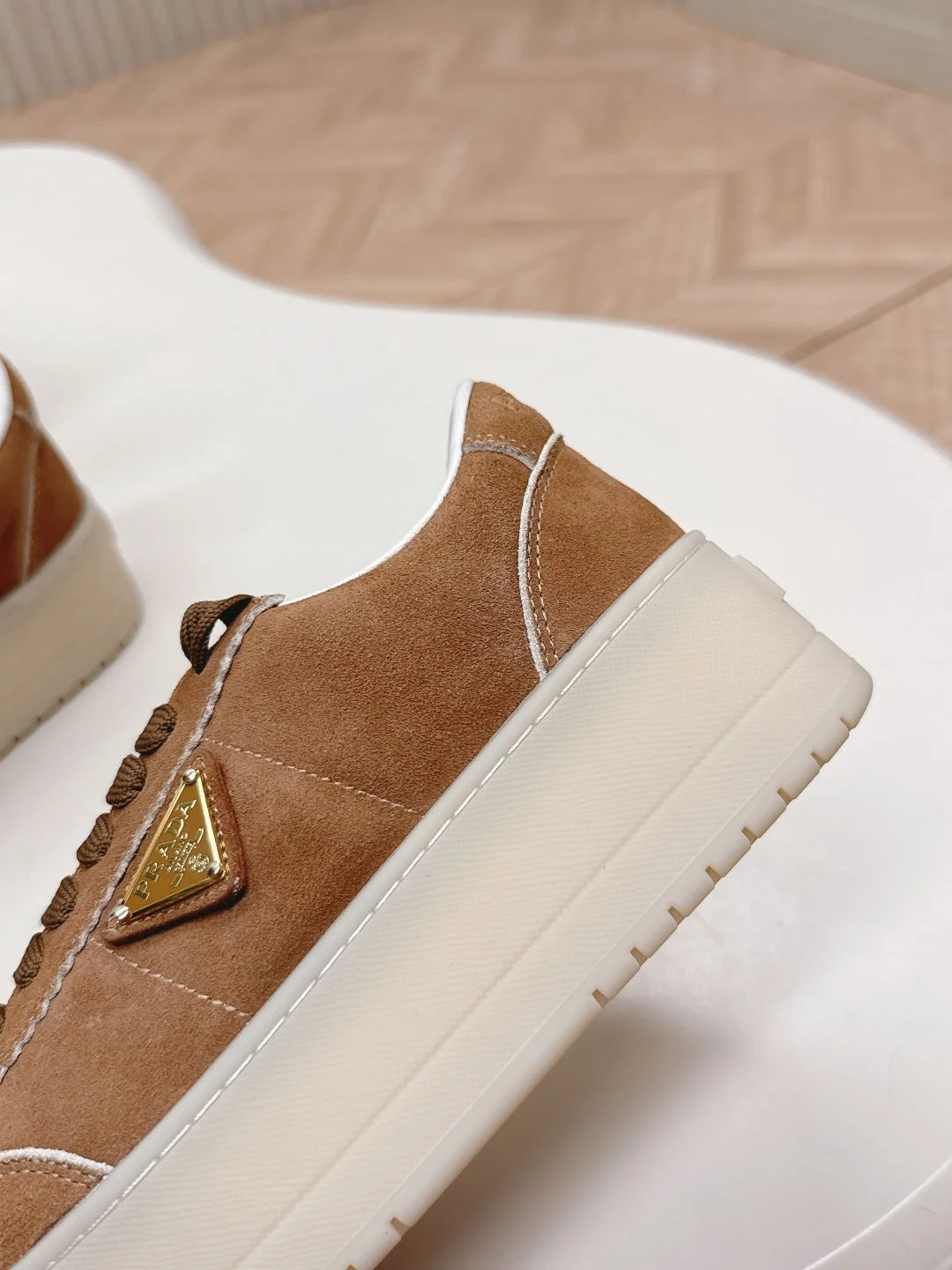 Attractive Prada Low Shoes 34144