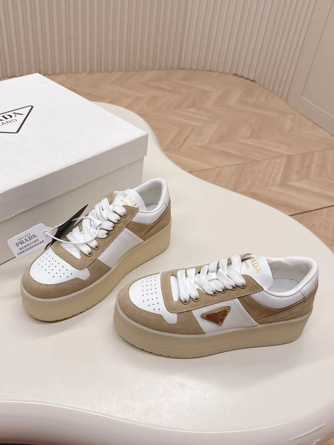 Prada Low Shoes Snug 34130