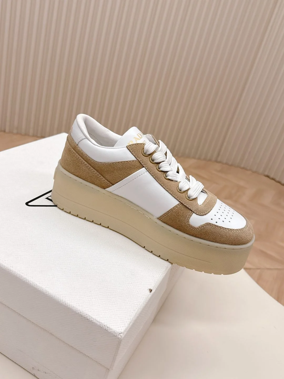 Prada Low Shoes Snug 34130