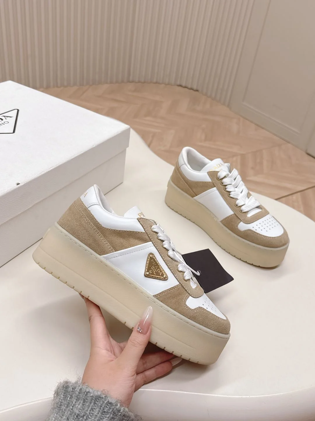 Prada Low Shoes Snug 34130