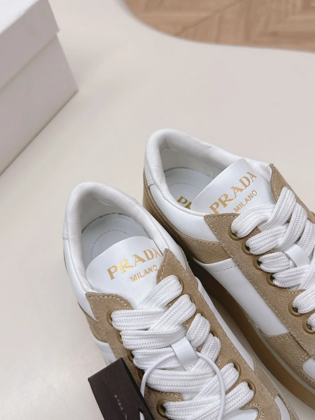 Prada Low Shoes Snug 34130