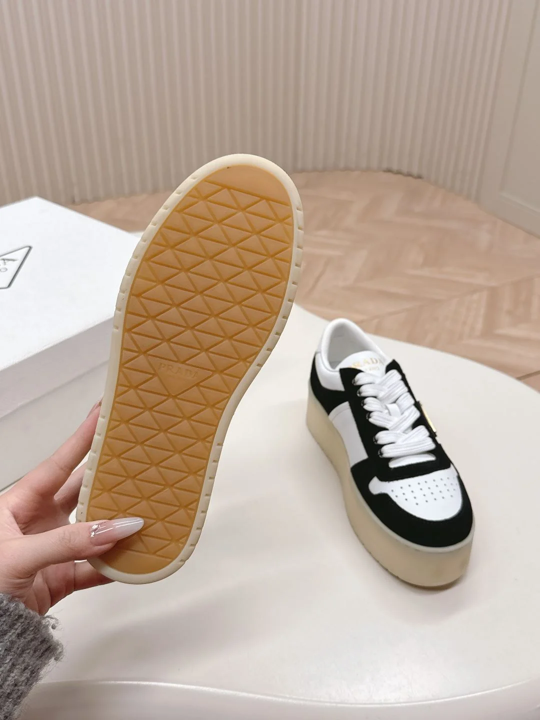 Prada Low Shoes Neat 34141