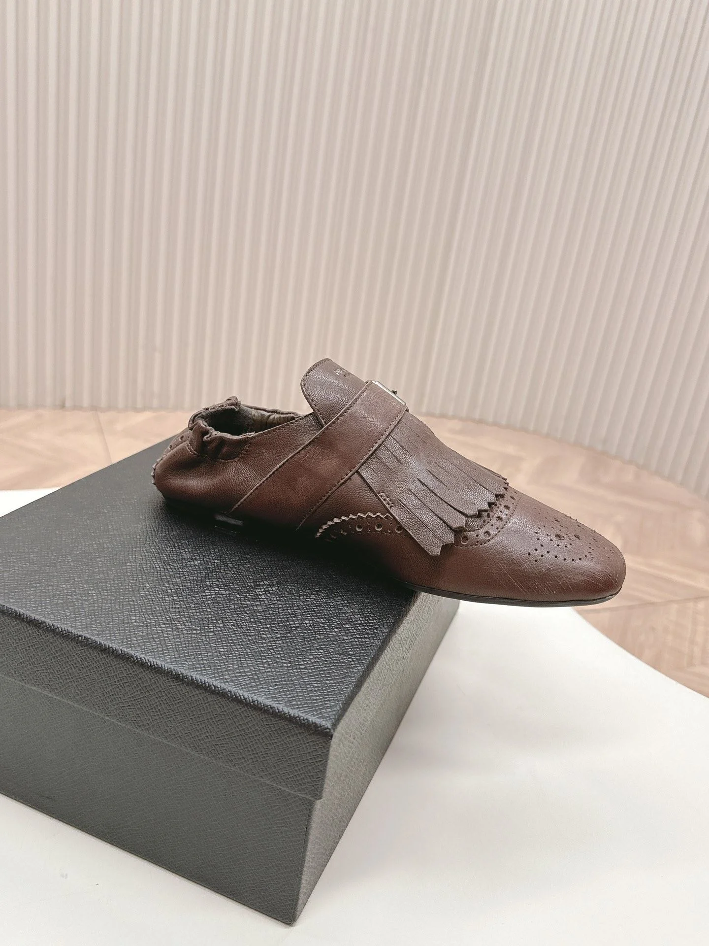 Prada Low Shoes Tailored 34132