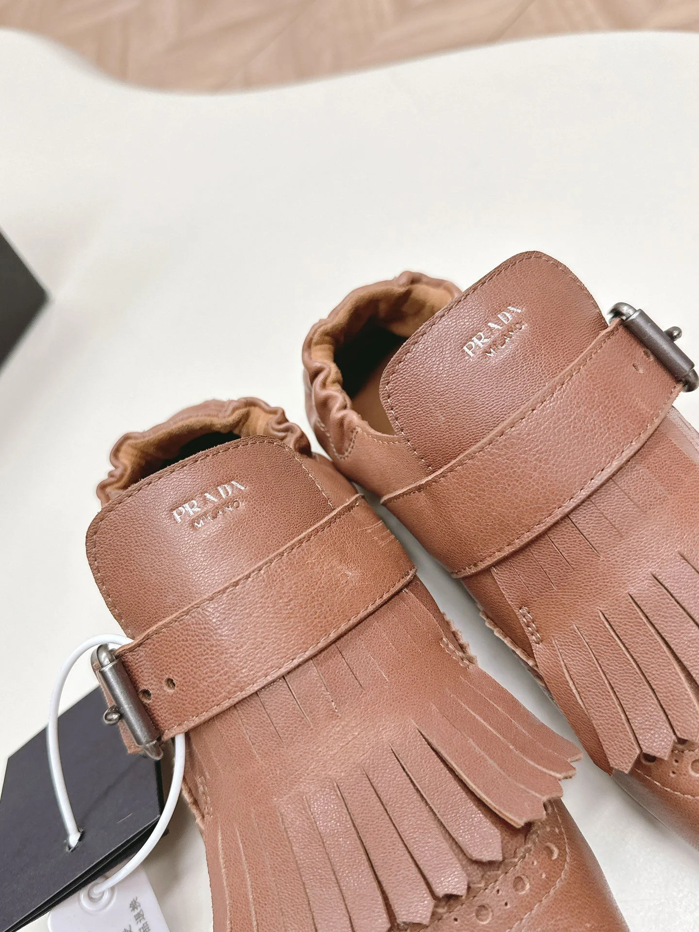 Prada Low Shoes Classic 34127