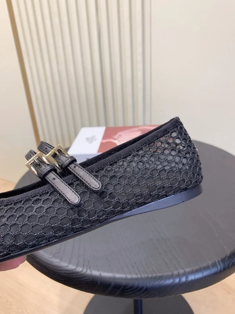 Chic Prada Low Shoes 34138